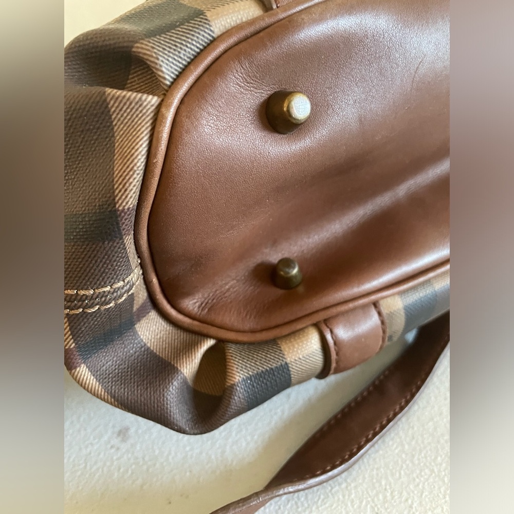 Burberry north field shoulder bag - Picture 12 of 13